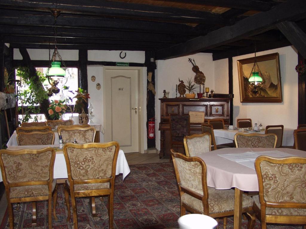 Hotel Cafe Am Stift Хессиш-Ольдендорф Экстерьер фото