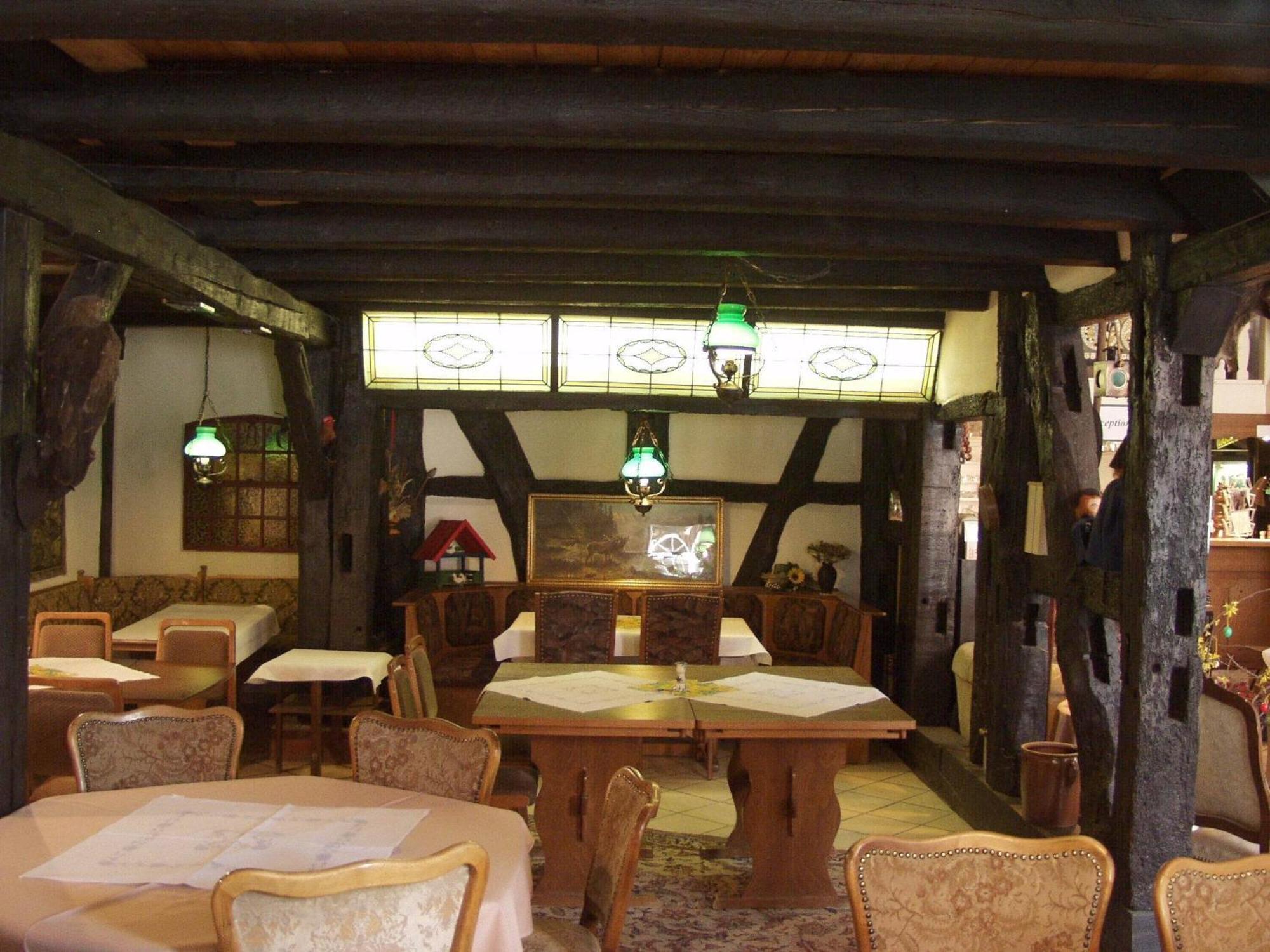 Hotel Cafe Am Stift Хессиш-Ольдендорф Экстерьер фото